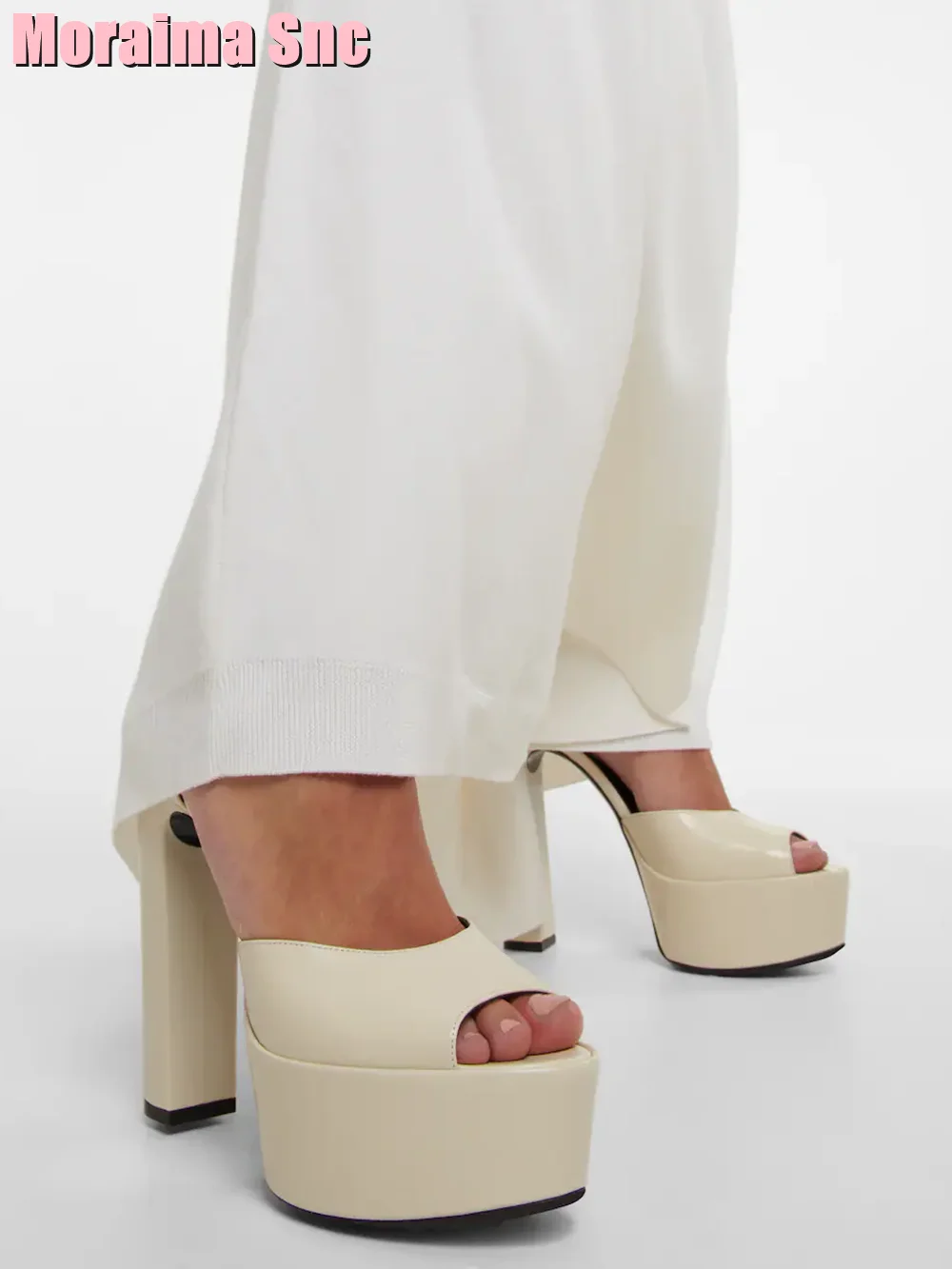 Platform Sneakers Chunky - Peep Parker-Sandales à plateforme en cuir