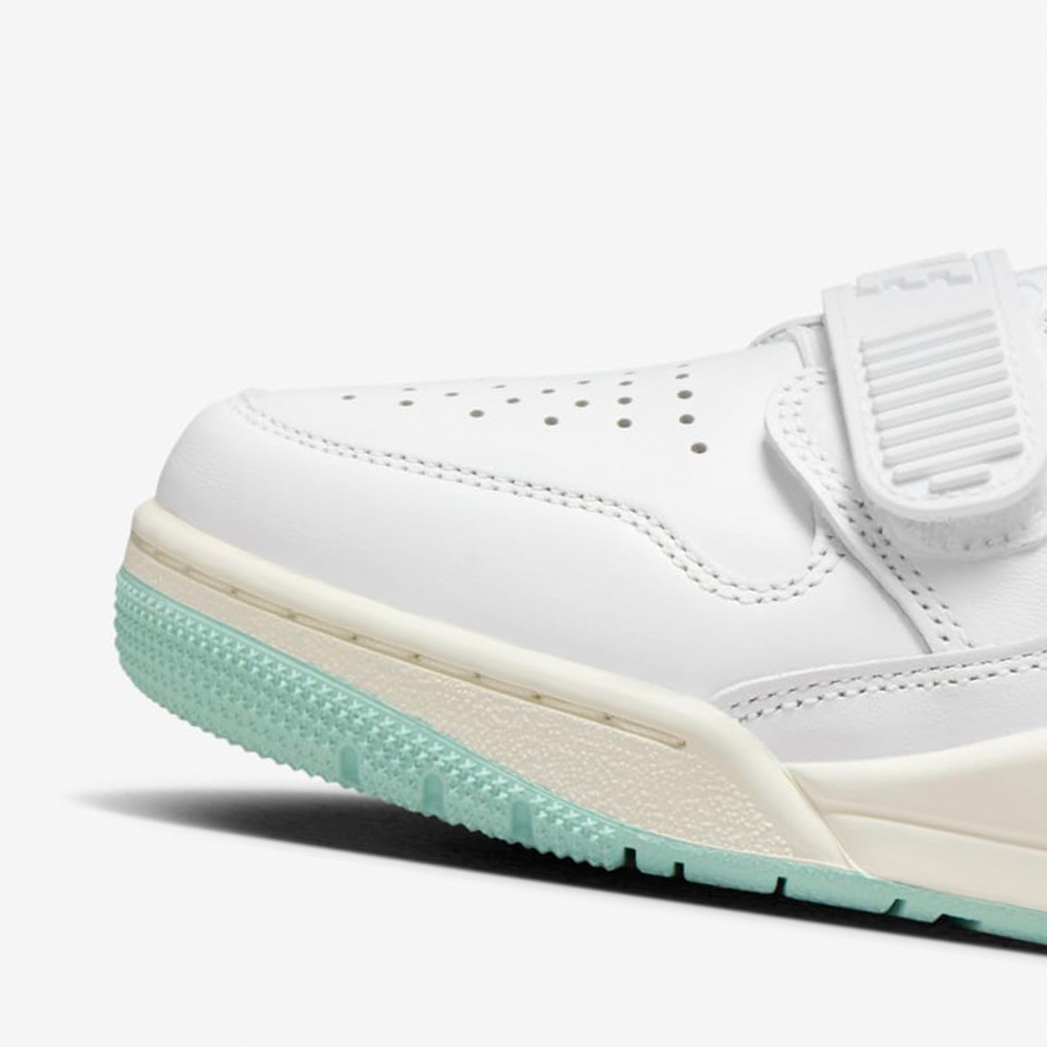 Nike – chaussures de basket-ba - Women'S Shoes Nike Jordan avis et prix